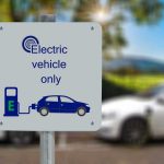 Električni automobil