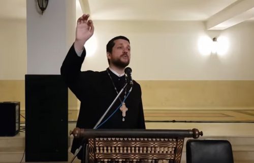 Nepristojna ponuda vlasti u Crnoj Gori: Otac Gojko Perović otkrio zašto su pregovori bili "SUDAR SVETOVA"