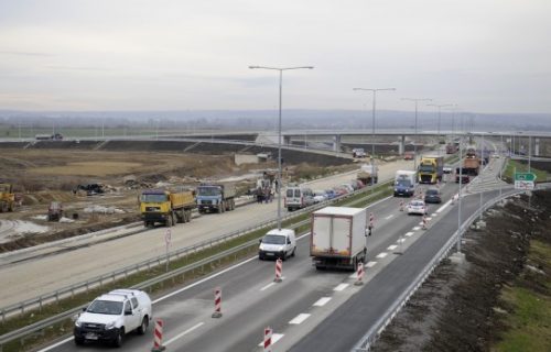 Auto-put "Milos Veliki" od Surcina do Obrenovca