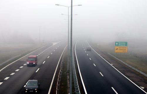 Važna UPOZORENJA za vozače: Sada preti magla, popodne kolaps - a ovo je RAZLOG