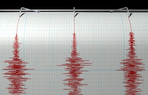 Tragedija! Troje dece među mrtvima: Sve crnja statistika zemljotresa na granici Turske i Irana