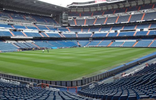 Bernabeu menja travu za šljaku: Realov stadion postaje teniski trening centar