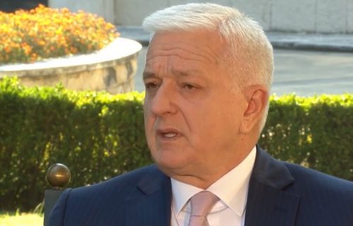 Marković: Scenario verske zemlje u Crnoj Gori neće proći