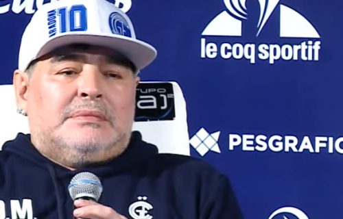 "Biću uz njega do smrti!" Legendarni Maradona izjavom NAVUKAO BES svoga naroda! (FOTO)