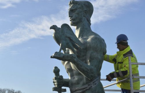 Da li znate koju pticu u ruci drži POBEDNIK? Mnogi Srbi nemaju pojma da reše ovu vekovnu MISTERIJU