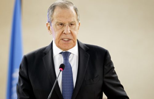 "To bi bilo izuzetno opasno": Lavrov UPOZORIO Zapad zbog dijaloga Beograda i Prištine