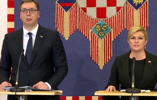 Kolinda na oproštajnom govoru nosila ISTI SAKO kao za susret sa Vučićem (FOTO+VIDEO)