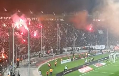 Sram vas bilo! Sramotan potez navijača PAOK-a, spalili dres pokojnog srpskog reprezentativca (FOTO)