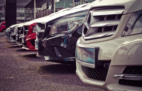 E-licitacije novi hit u Srbiji: Ovе godinе prodato prеko 40 vozila, Bеntli otišao za 180.000 еvra