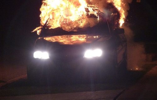 Horor! Deca izgorela u zapaljenom automobilu u Australiji!
