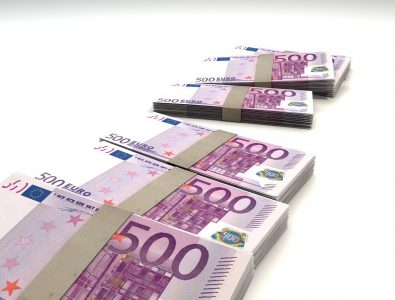 Predstavio se kao direktor pa “izdigao” radnicu za 19.000 evra: Neverovatna prevara u Pošti Crne Gore