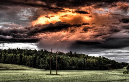 RHMZ izdao 4 upozorenja: Meteoalarmi popaljeni, vreme u nekim delovima Srbije danas i sutra vrlo opasno