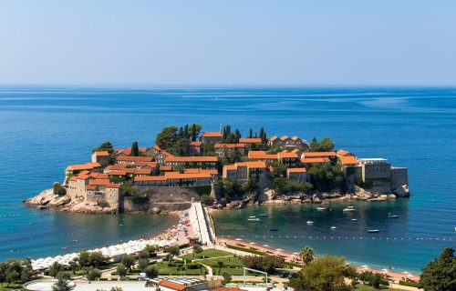 Od ponedeljka možete da kupite deonice Sveti Stefan hotela