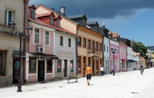 Dalje nećete moći: Zabranjen skup na Cetinju