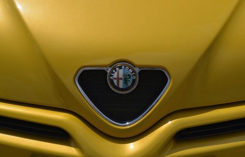 Alfa Romeo dobija novi logo za 110. rođendan (FOTO)