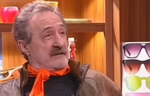 POZDRAV, LEGENDO! Desimir je bio vođa navijača, voleo je Zvezdu, ali oni su mu bili na prvom mestu u srcu!