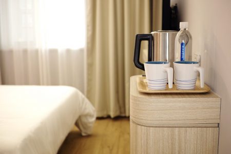 Osoblje hotela otkrilo kakve sve gadosti mogu da se kriju u sobi: Posebno pazite na kuvalo za vodu
