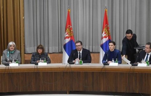 Danas Krizni štab donosi važne odluke: Sednici prisustvuje Vučić, a razmatra se popuštanje mera