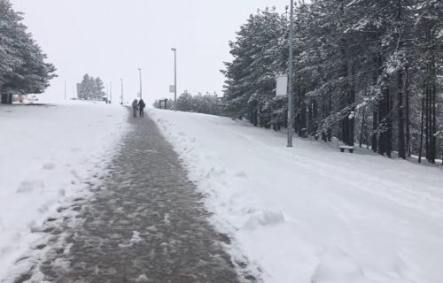 Zlatibor osvanuo pod snegom (VIDEO)