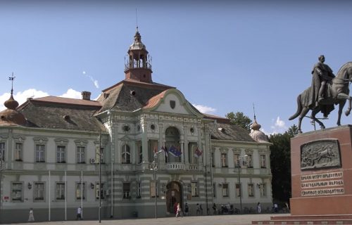 Čelni ljudi Zrenjanina u izolaciji, član gradskog veća zaražen, prebačen na Infektivnu kliniku