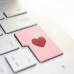 Internet ljubav bez iluzija: Kako da preko aplikacija prepoznaš pravu osobu i izbegneš pogrešan izbor