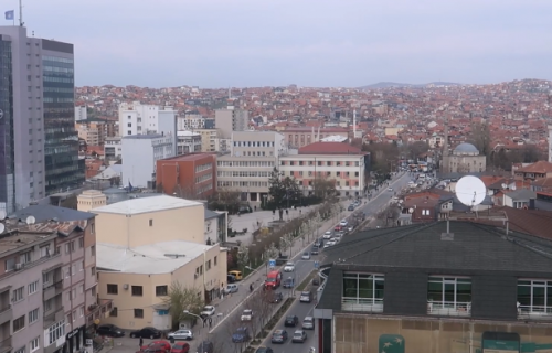 Na KiM hitno uveden POLICIJSKI ČAS: Situacija se otrgla kontroli, odložen i početak školske godine