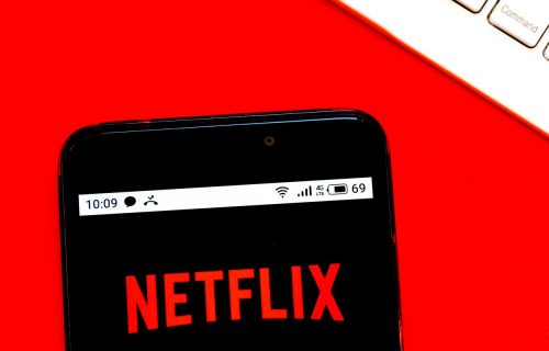 Netflix izgubio pretplatnike i menja TAKTIKU: Recite ZBOGOM deljenju naloga sa prijateljima