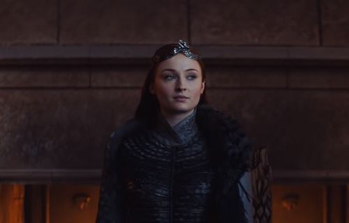 Kada ti Sansa Stark kaže da ostaneš kod kuće, onda to moraš da uradiš (VIDEO)