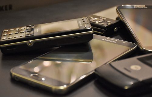 Istraživanje: Koliko vredi polovni iPhone, a koliko Android?