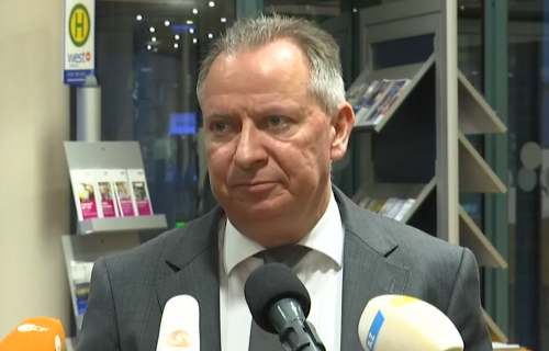 Nemački političar pozvao Kinu: Pomozite nam!