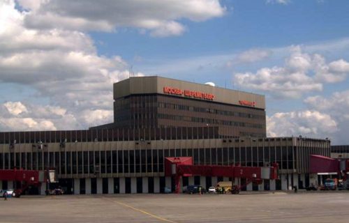 Specijalne jedinice odmah reagovale: Nova pretnja bombom na aerodromu u Moskvi