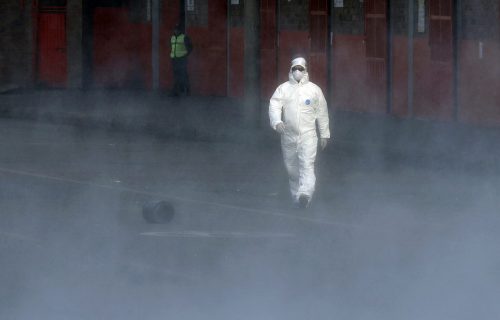 Broj zaraženih u svetu 1,6 miliona, skoro 100.000 preminulih od koronavirusa