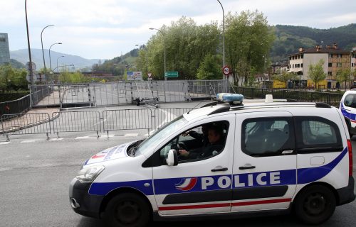 Broj zaraženih i preminulih u Francuskoj neumoljivo raste