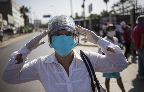 Novo svetsko žarište: Epidemija virusa BUKTI u Peruu, više od 20.000 zaraženih