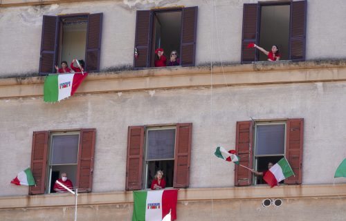 Znatan PAD broja smrtnih slučajeva u Italiji!