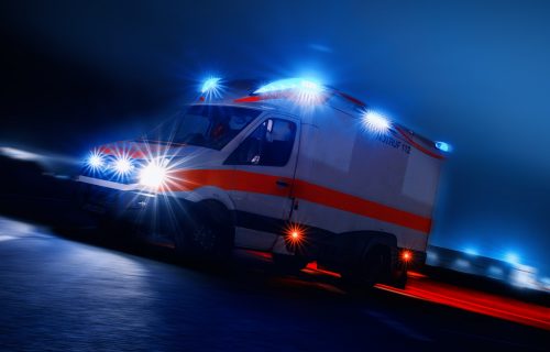 Užas u Zaječaru: Sudar tri vozila, ima poginulih, vatrogasci izvlačili povređene