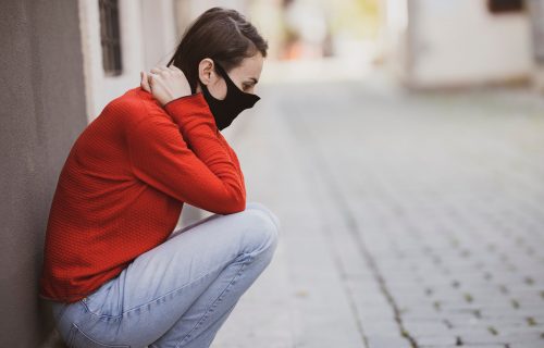 Otkriveno ŠEST NOVIH simptoma korone: Ako primetite neki od njih, ODMAH se javite lekaru