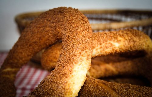 Specijalitet iz Ohrida: Napravite sami kod kuće čuveni ohridski đevrek (RECEPT)