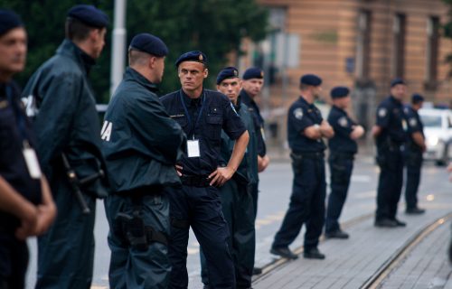 Hrvatska policija uhvatila kradljivce šećera, objavili sliku junaka TV serije! (FOTO)