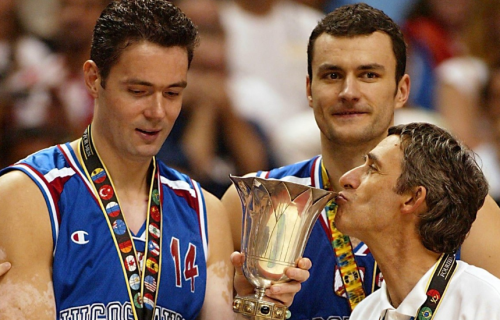 Bio je ZVEZDAŠ srcem i dušom! Proslavljeni košarkaš otkriva: "Najbolji potez u karijeri mi je prelazak u PARTIZAN"!