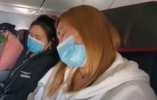 PROPAST! Rekli da će u avionima biti socijalne distance, dogodilo se SUPROTNO (VIDEO)