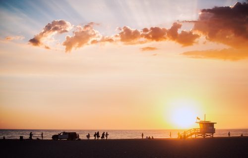 REVOLT Francuza zbog novih pravila: ZABRANJENO SUNČANJE na plažama, a kupanje i ribolov su DOZVOLJENI