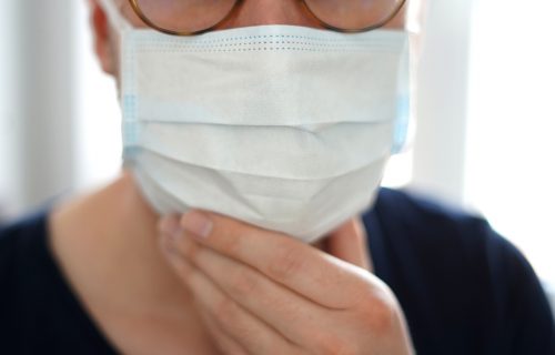 Novo istraživanje: Zašto korona više pogađa muškarce?