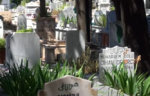 Narod u karantinu dobio utehu, virtuelno obilazi grobove najmilijih (VIDEO)