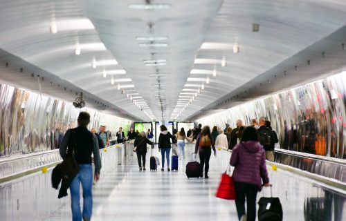 Spušta se rampa za Ruse: Vize za EU drastično ograničene, najviše pogođeni turisti
