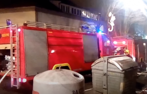 Pronađeno telo nakon požara u zgradi u Istočnoj Ilidži