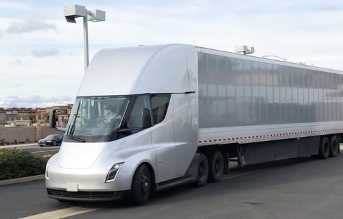 Tesla Semi spreman za masovnu proizvodnju! Električni kamion stiže 2021. godine (VIDEO)