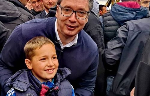 "Gradimo nove puteve za budućnost naše dece": Vučić sa malim Orhanom na Pešteru (FOTO)