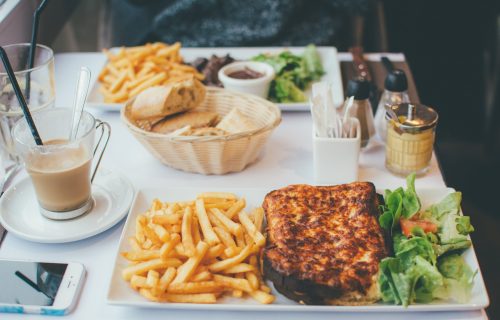Povećava rizik od DEPRESIJE I ANKSIOZNOSTI: Hrana koju mnogi obožavaju utiče na mentalno zdravlje