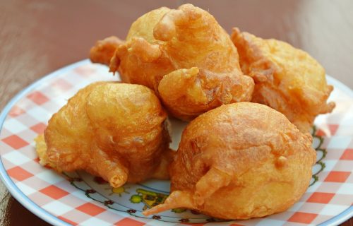 Kako da tokom prženja testo ne upije ni kap ulja? Dva trika koja svaka domaćica mora da zna